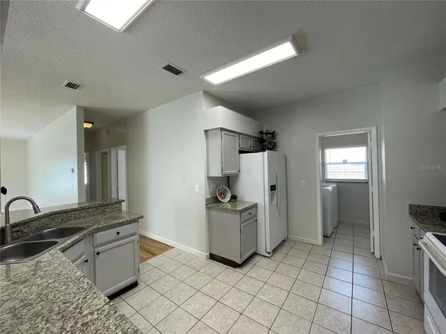 $3,000 | 1333 Flaxwood Avenue, Brandon, FL 33511