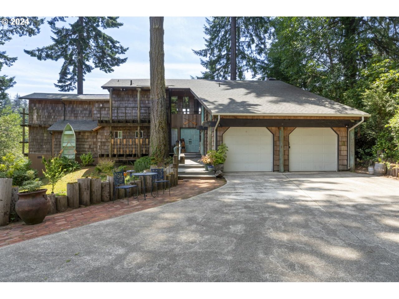 83569 Clear Lake Road Florence, OR 97439 - Photo 1 of 48 Gallery Image 1