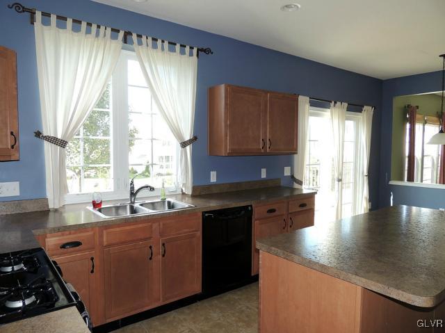 8925 Colebrook Road Breinigsville, PA 18031 - Photo 14 of 33 Gallery Image 14
