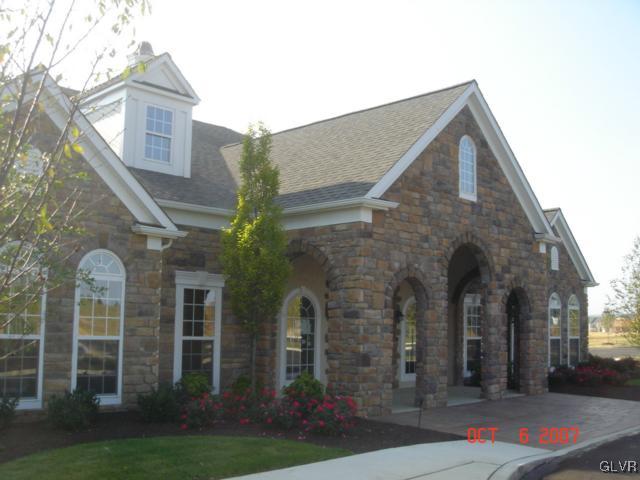 8925 Colebrook Road Breinigsville, PA 18031 - Photo 29 of 33 Gallery Image 29