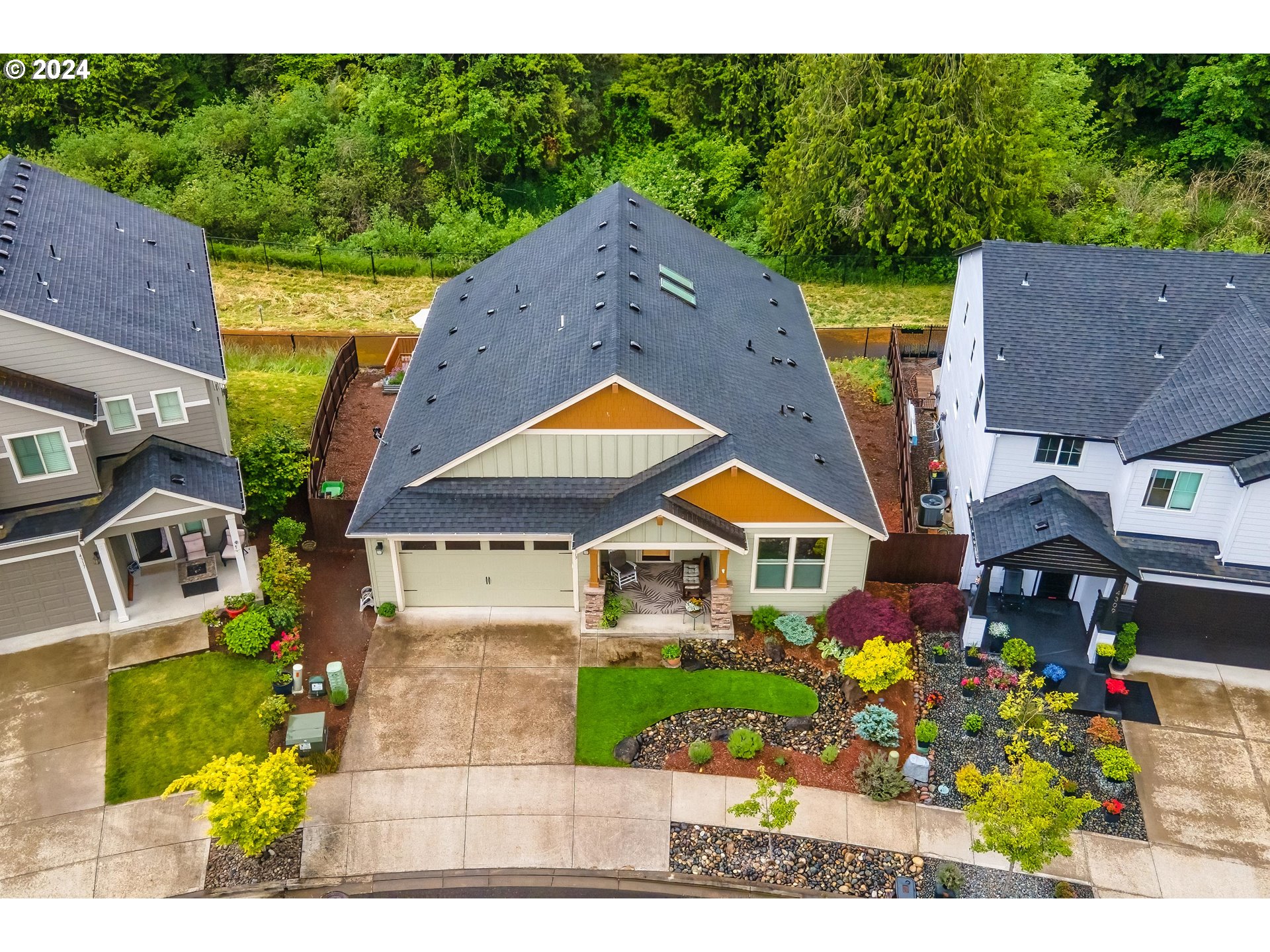 4313 North Ridgefield Woods Drive Ridgefield, WA 98642 - Photo 23 of 24 a aerial view of a house