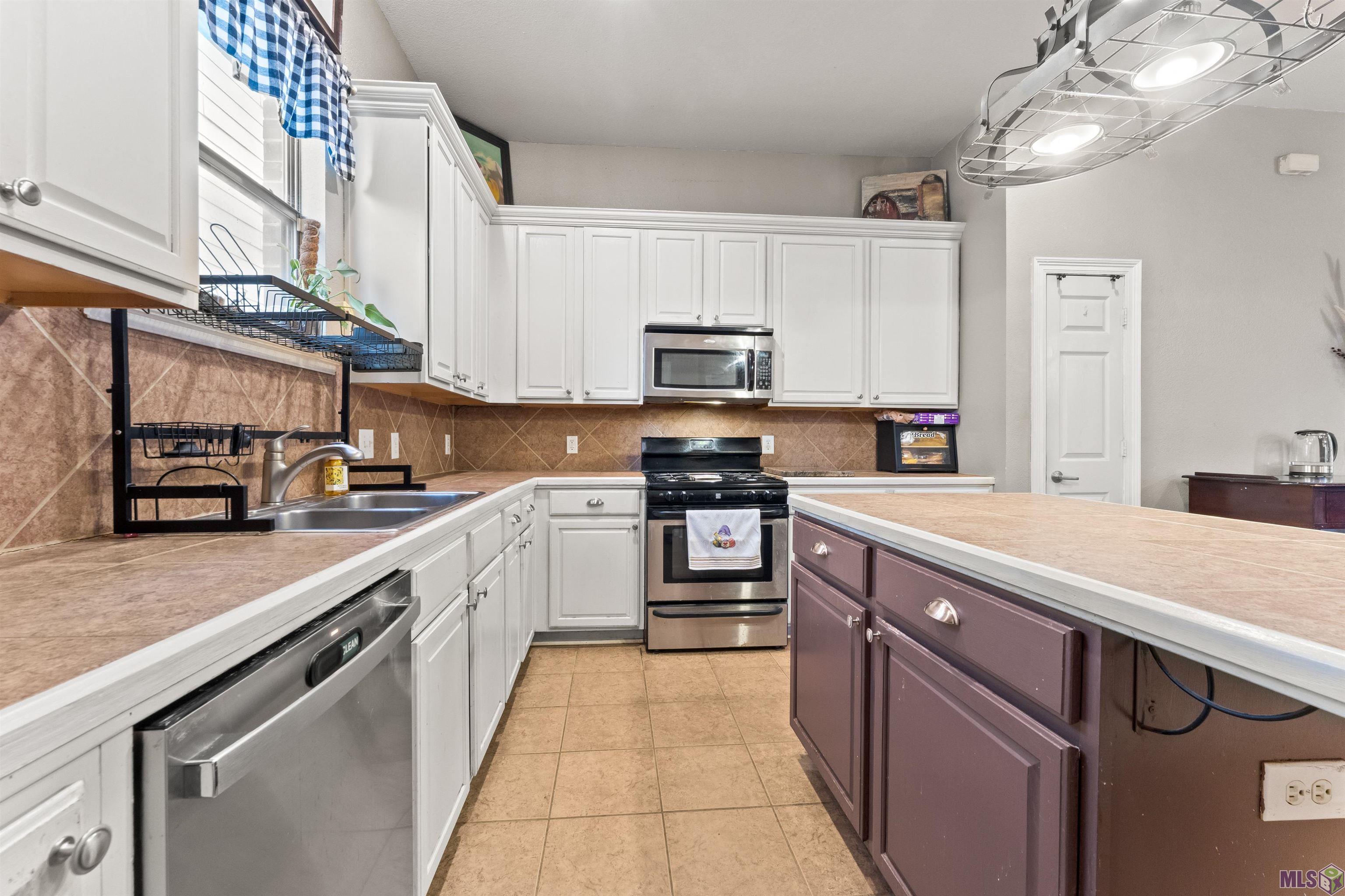 15940 Belle Angela Avenue Baton Rouge, LA 70817 - Photo 13 of 24