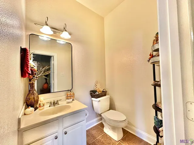 $330,000 | 15940 Belle Angela Avenue, Baton Rouge, LA 70817