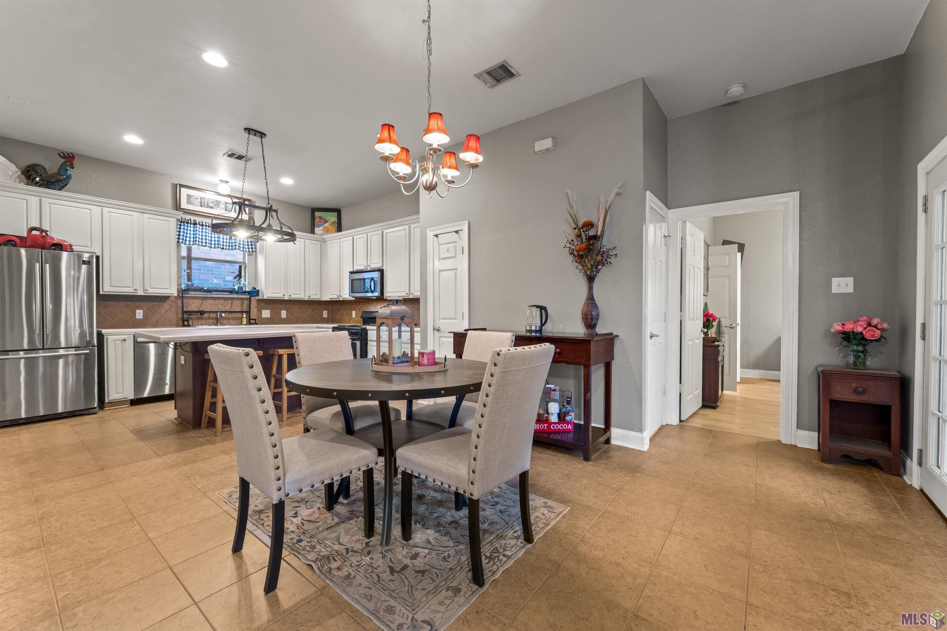 15940 Belle Angela Avenue Baton Rouge, LA 70817 - Photo 6 of 24