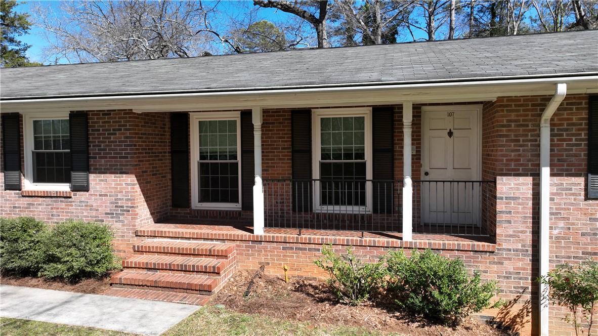 107 Rippleview Drive Clemson, SC 29631 - Photo 2 of 27