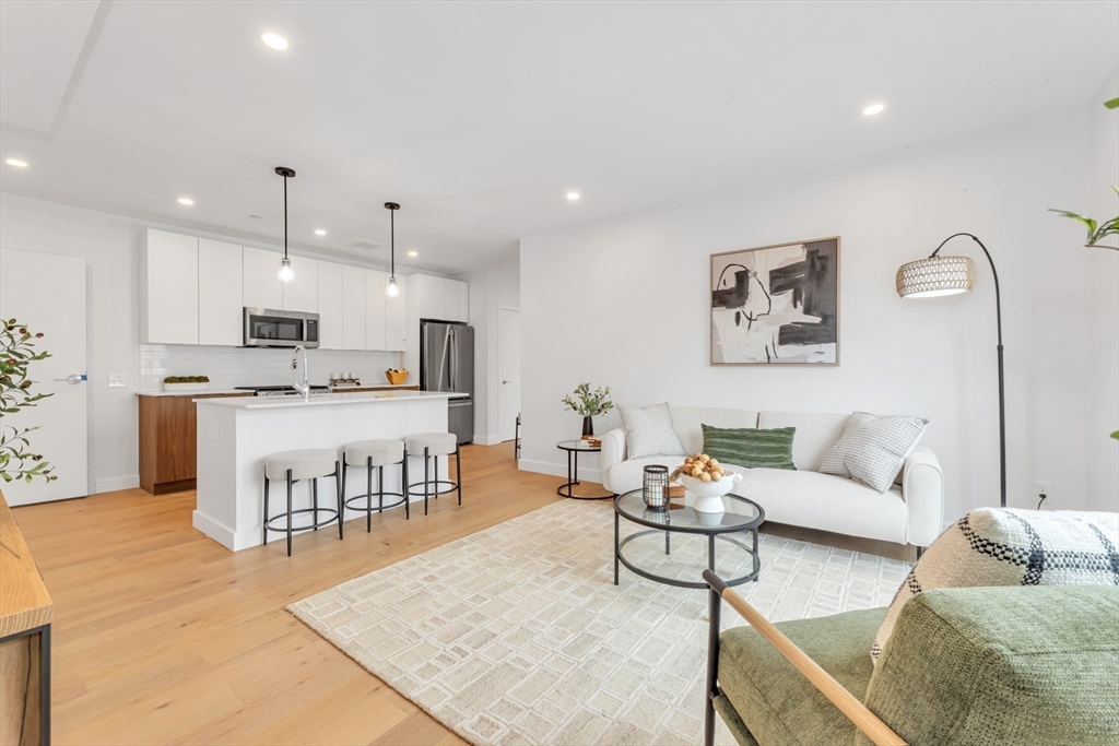3992 Washington Street, Unit 206 Boston, MA 02131 - Photo 11 of 22