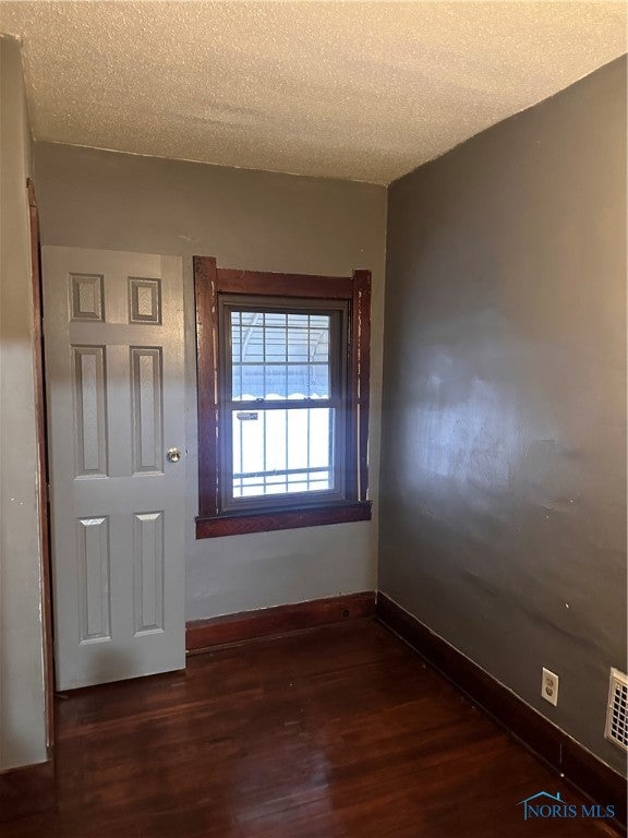 1054 Hamilton Street Toledo, OH 43607 - Photo 10 of 18 Gallery Image 10