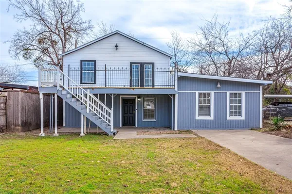 $229,900 | 2625 Frazier Avenue, Fort Worth, TX 76110