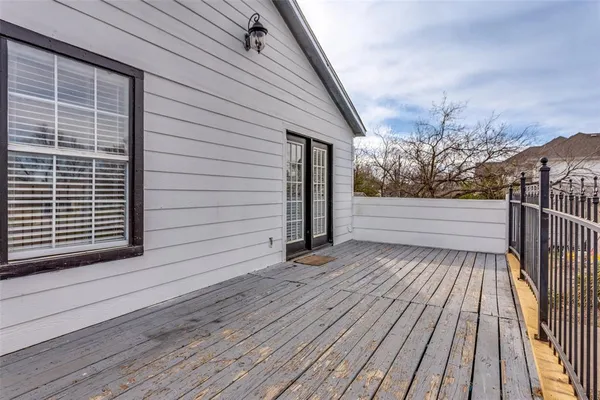 $229,900 | 2625 Frazier Avenue, Fort Worth, TX 76110