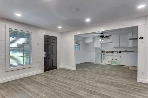 $229,900 | 2625 Frazier Avenue, Fort Worth, TX 76110