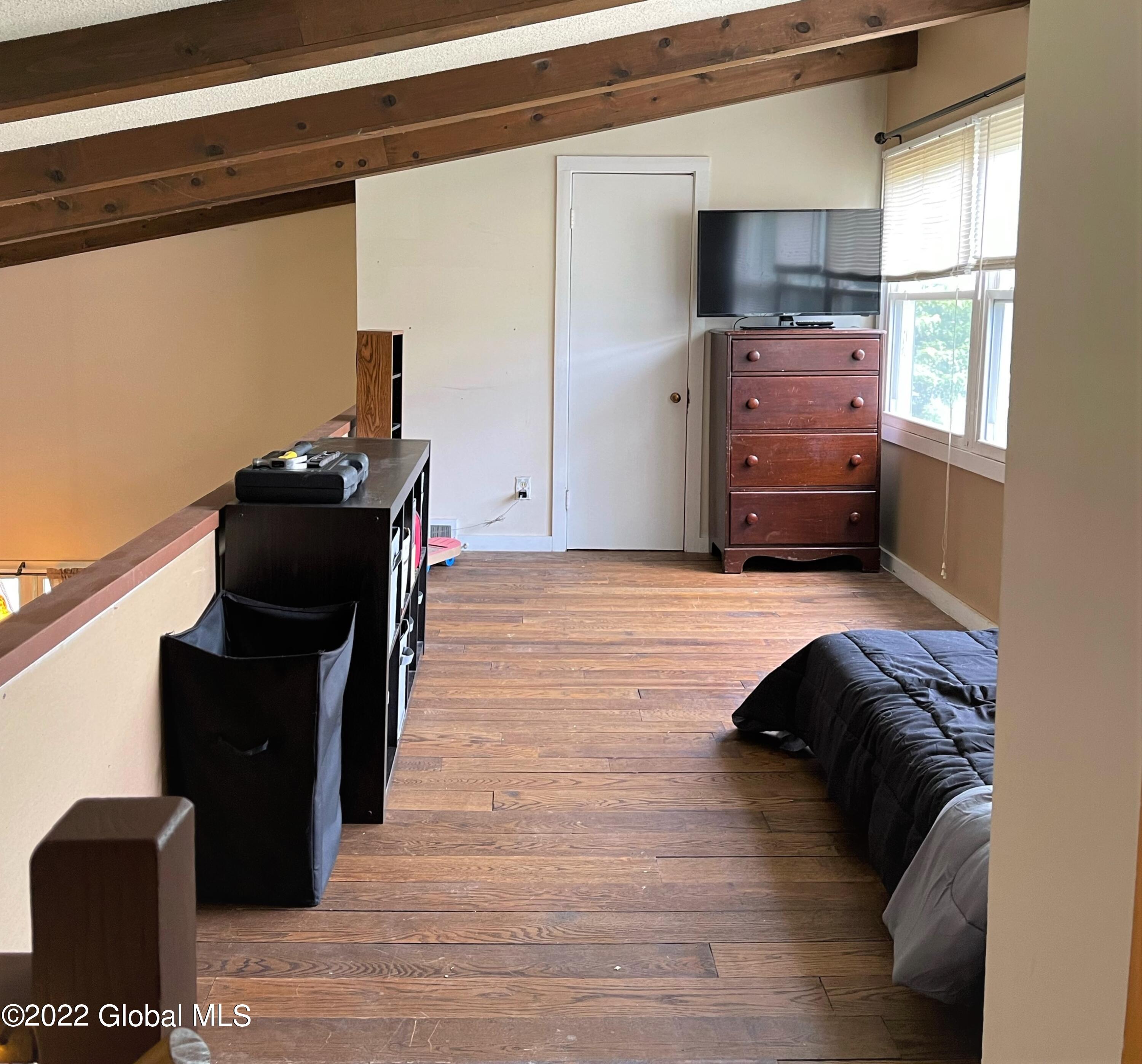 138 Log City Road Amsterdam, NY 12010 - Photo 18 of 26 Bed1