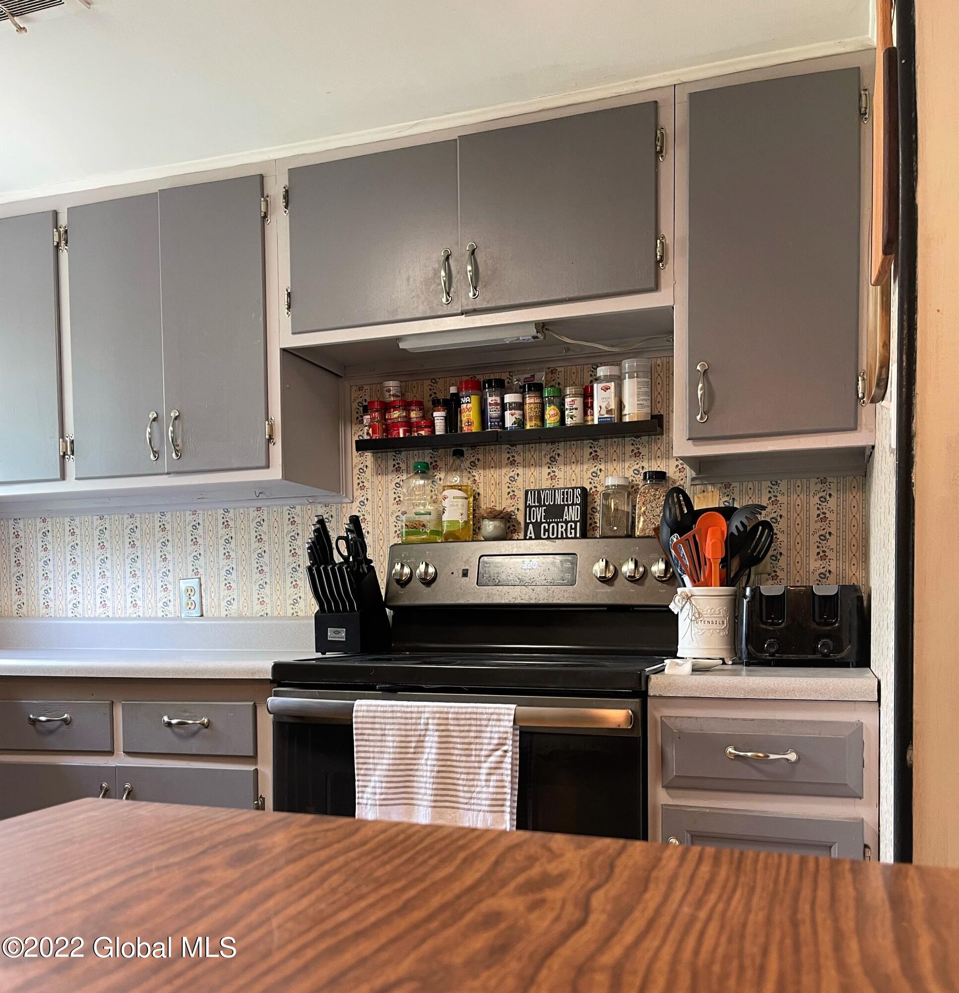 138 Log City Road Amsterdam, NY 12010 - Photo 6 of 26 kitchen