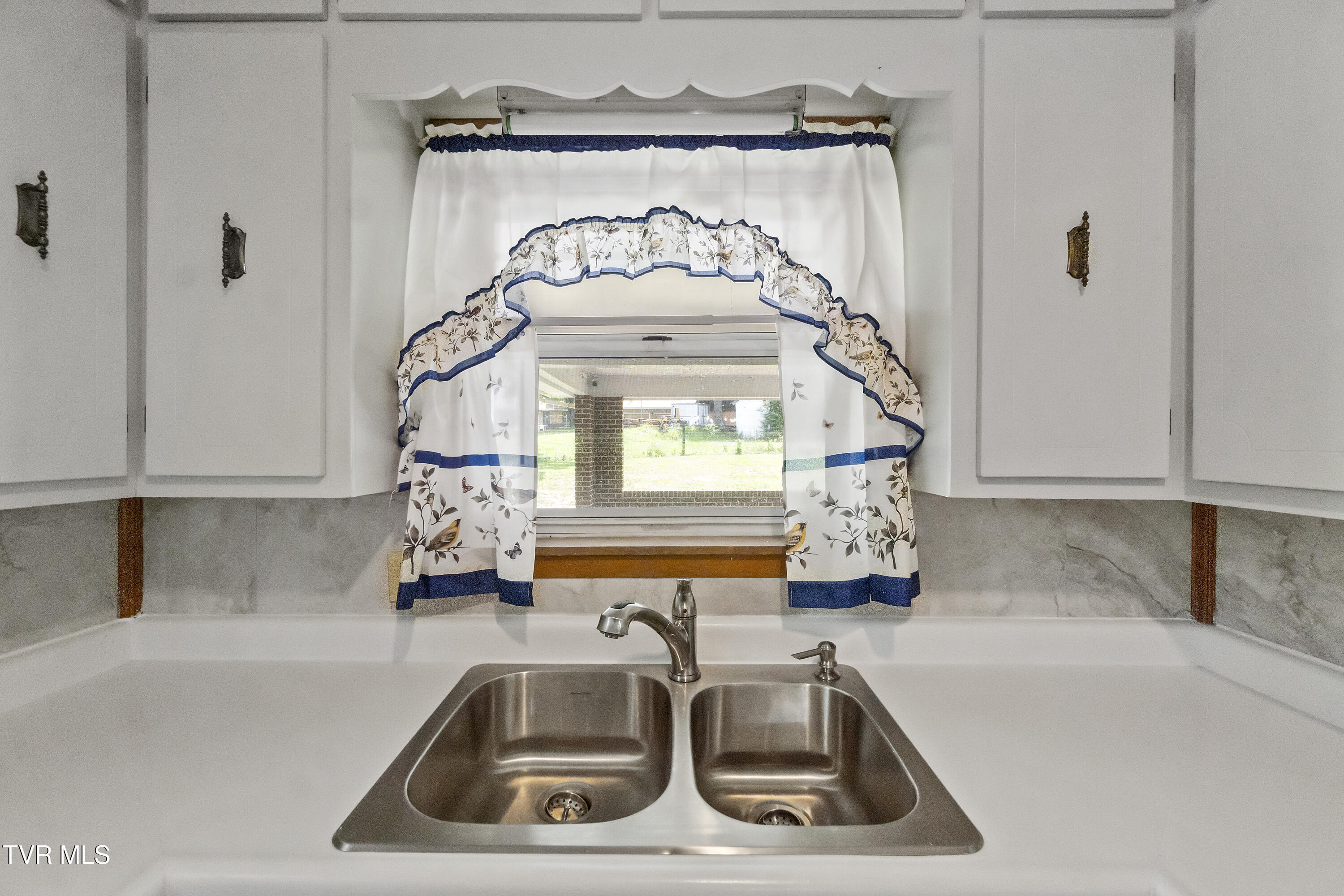 186 Garland Road Limestone, TN 37681 - Photo 19 of 45 DSC00376