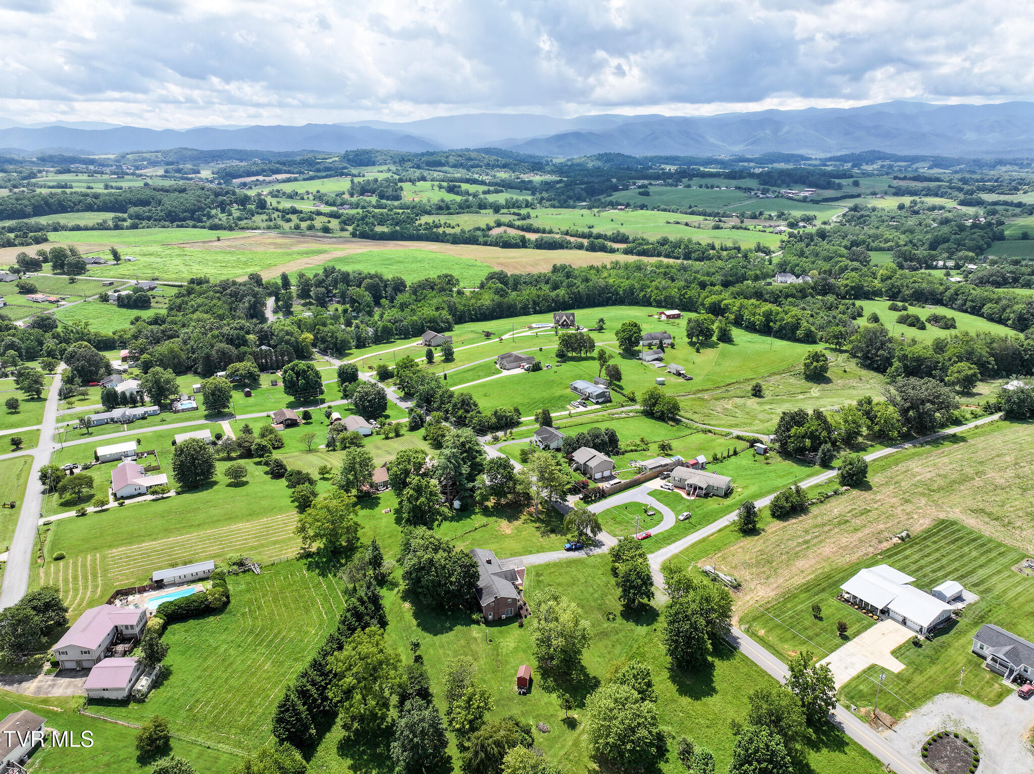 186 Garland Road Limestone, TN 37681 - Photo 36 of 45 DJI_20250716121113_0070_D