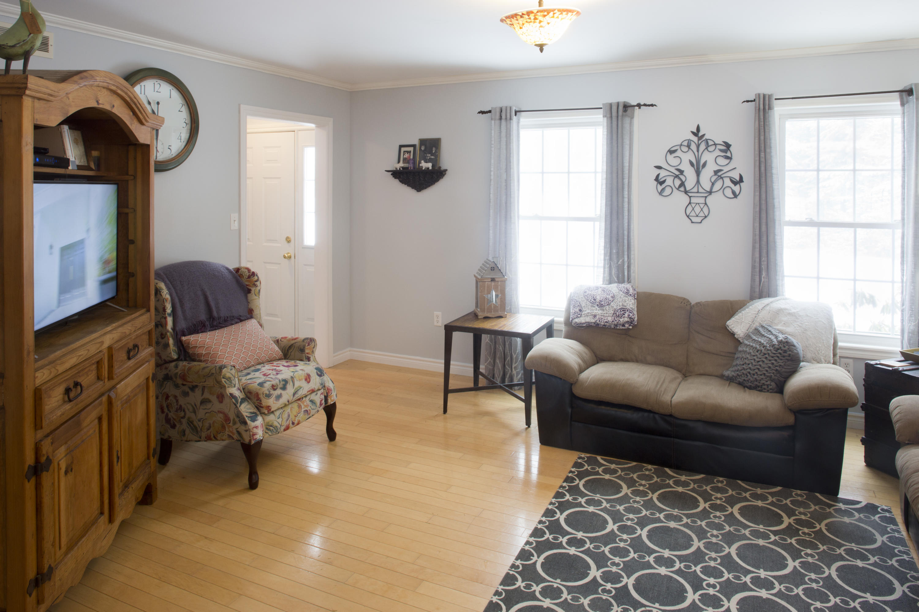 127 Patten Pond Road Surry, ME 04684 - Photo 14 of 44 Living Room