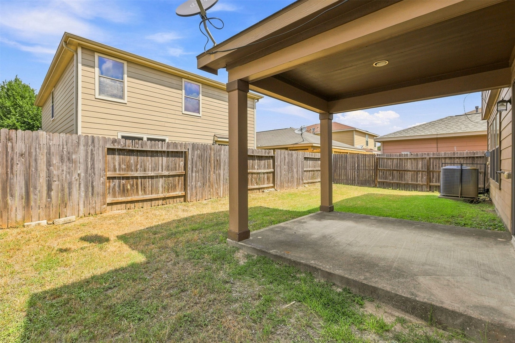 1014 Hummingbird Point Lane Houston, TX 77090 - Photo 27 of 28 Gallery Image 27