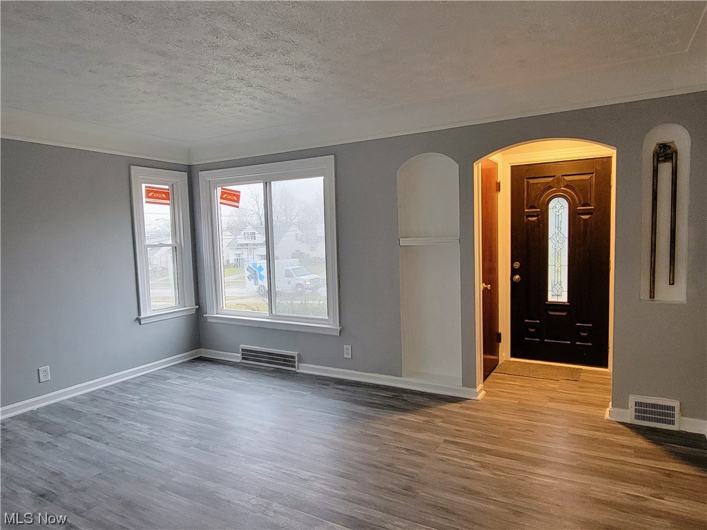 11915 Granger Road Cleveland, OH 44125 - Photo 2 of 34 Gallery Image 2
