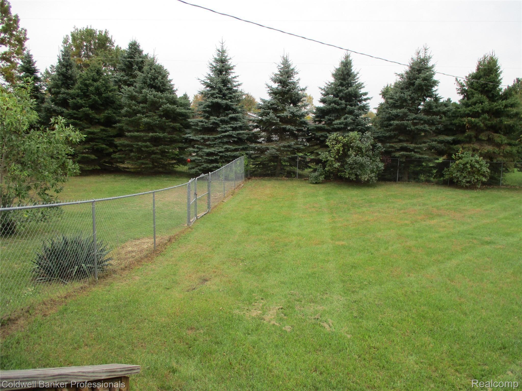 7096 South Ruess Road Owosso, MI 48867 - Photo 52 of 54 IMG_0324.JPG
