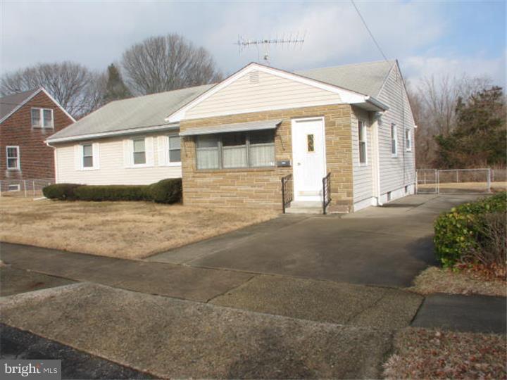 170 Kinsman Road Florence, NJ 08518 - Photo 13 of 14 Exterior Front