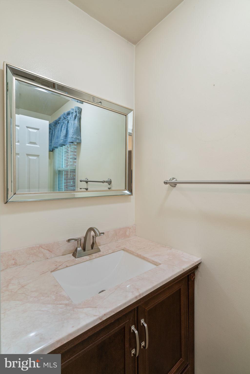 8213 Honeysuckle Road Manassas, VA 20112 - Photo 12 of 70 Gallery Image 12