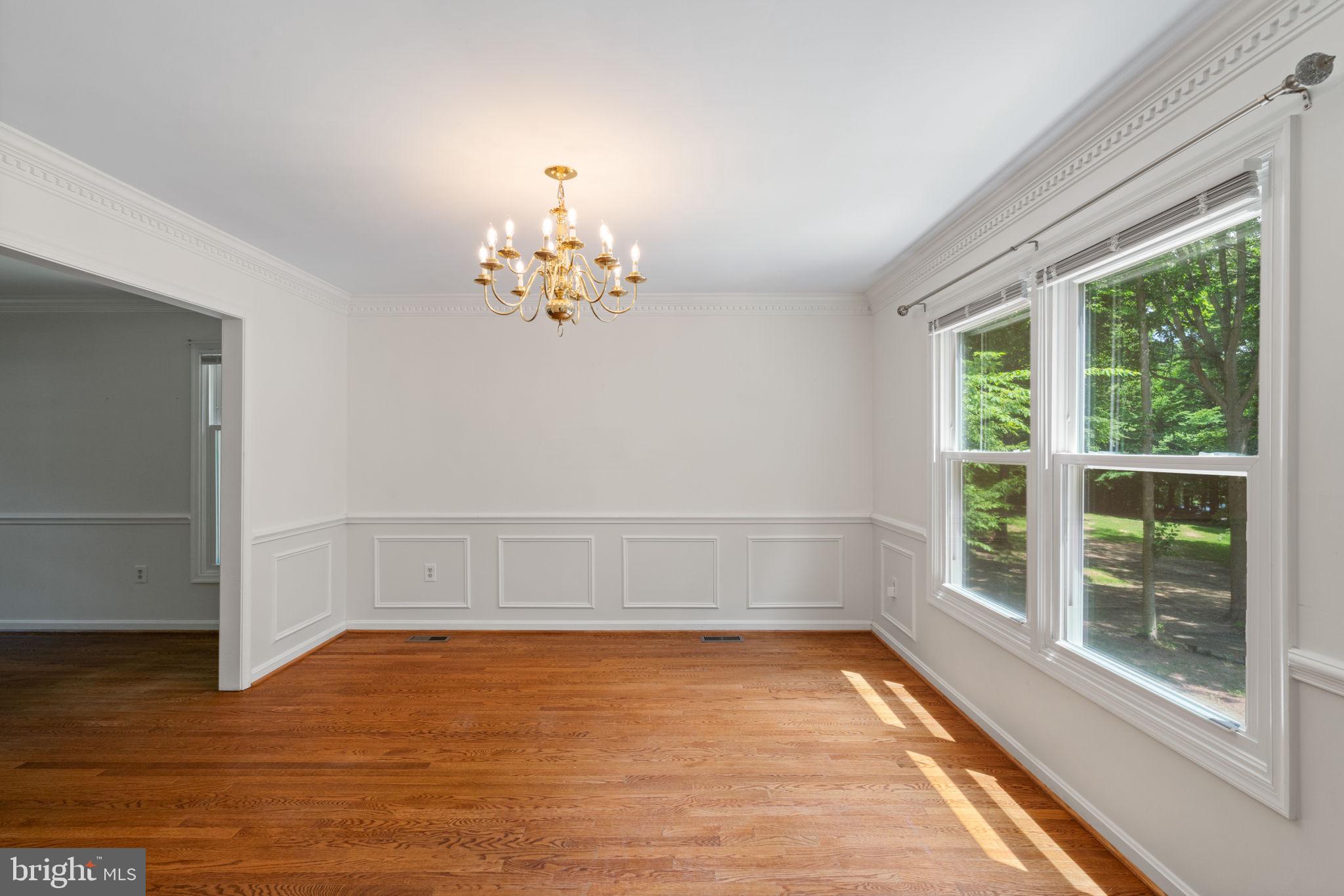 8213 Honeysuckle Road Manassas, VA 20112 - Photo 15 of 70 Gallery Image 15