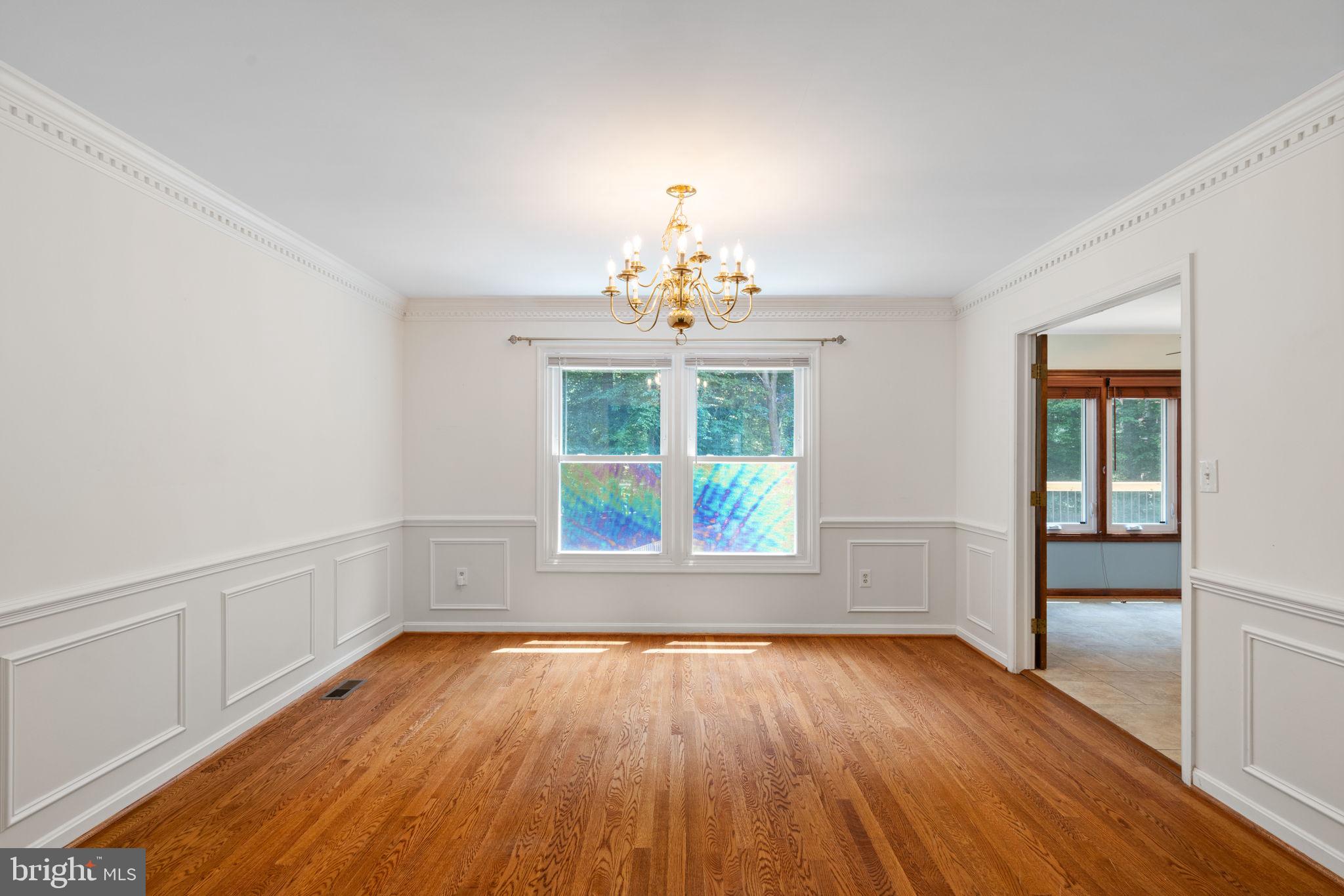 8213 Honeysuckle Road Manassas, VA 20112 - Photo 16 of 70 Gallery Image 16