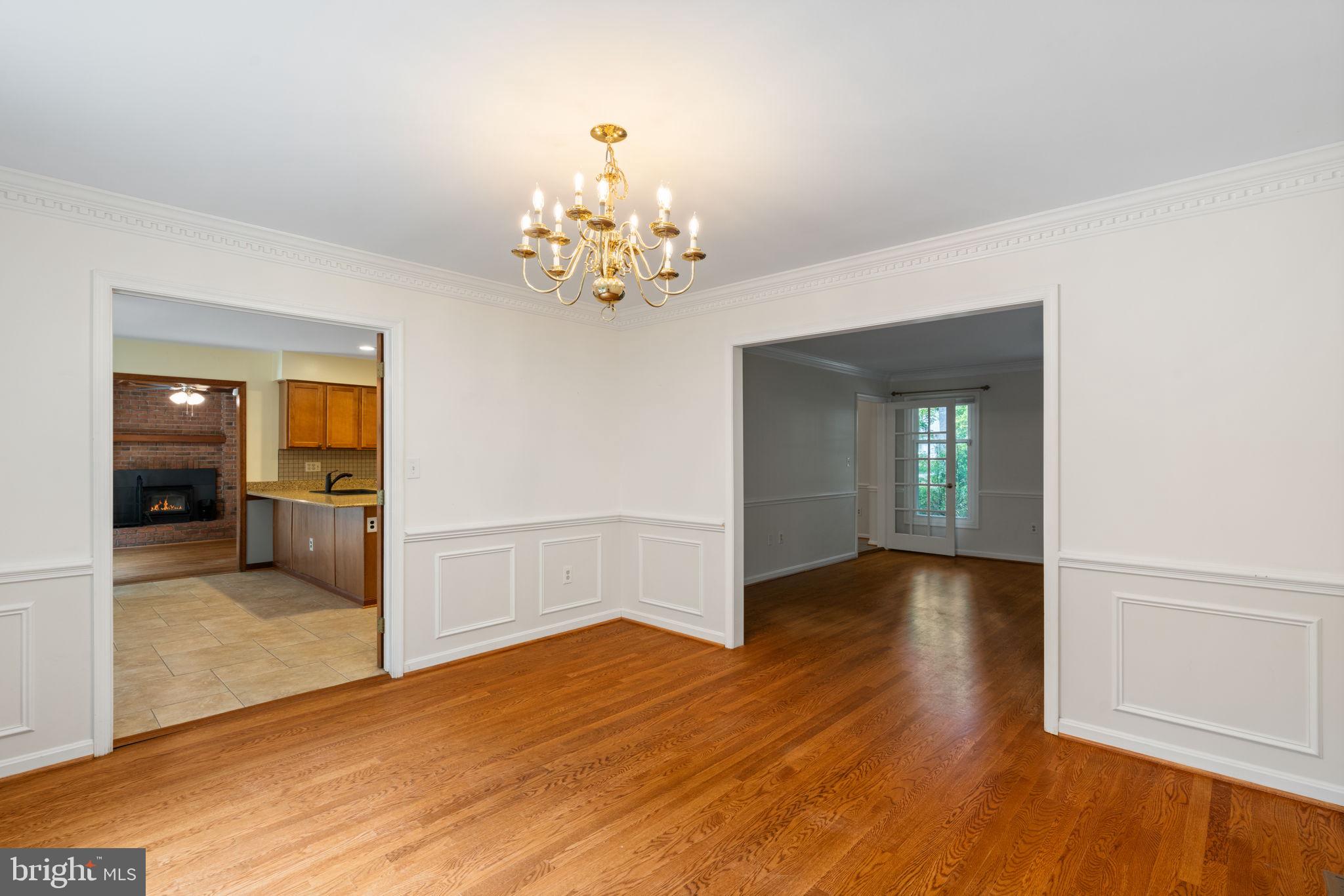 8213 Honeysuckle Road Manassas, VA 20112 - Photo 17 of 70 Gallery Image 17