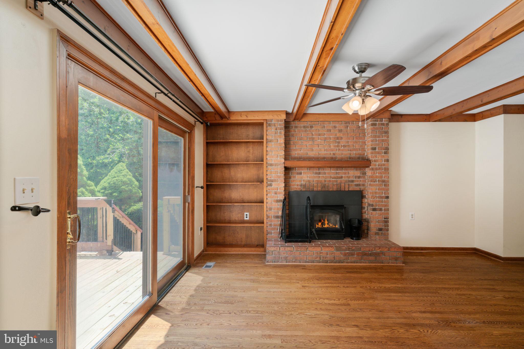 8213 Honeysuckle Road Manassas, VA 20112 - Photo 24 of 70 Gallery Image 24