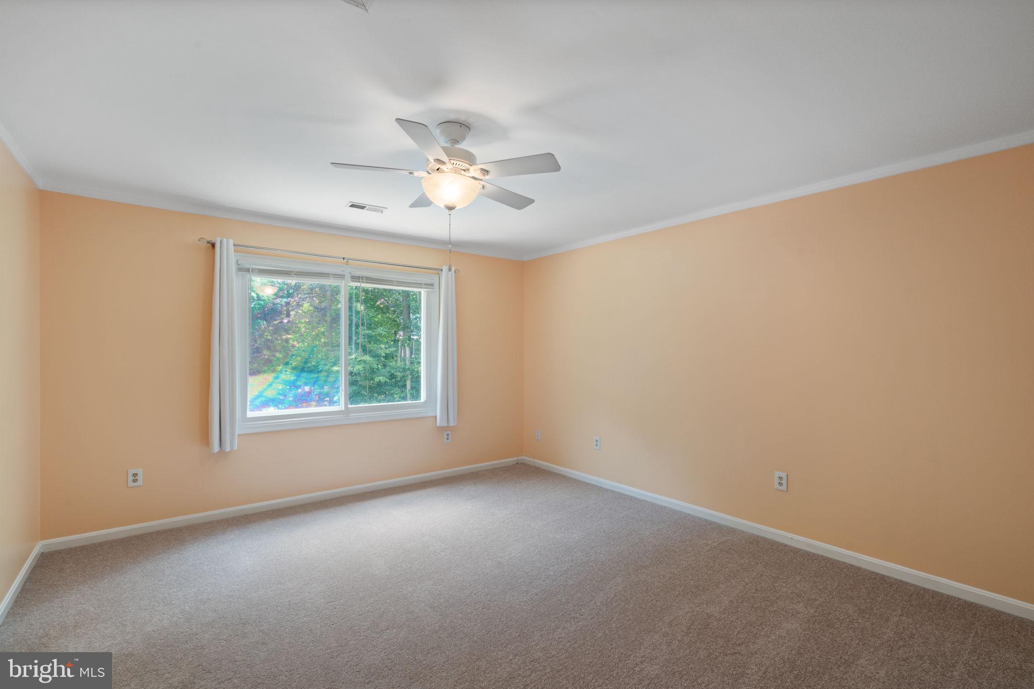 8213 Honeysuckle Road Manassas, VA 20112 - Photo 29 of 70 Gallery Image 29