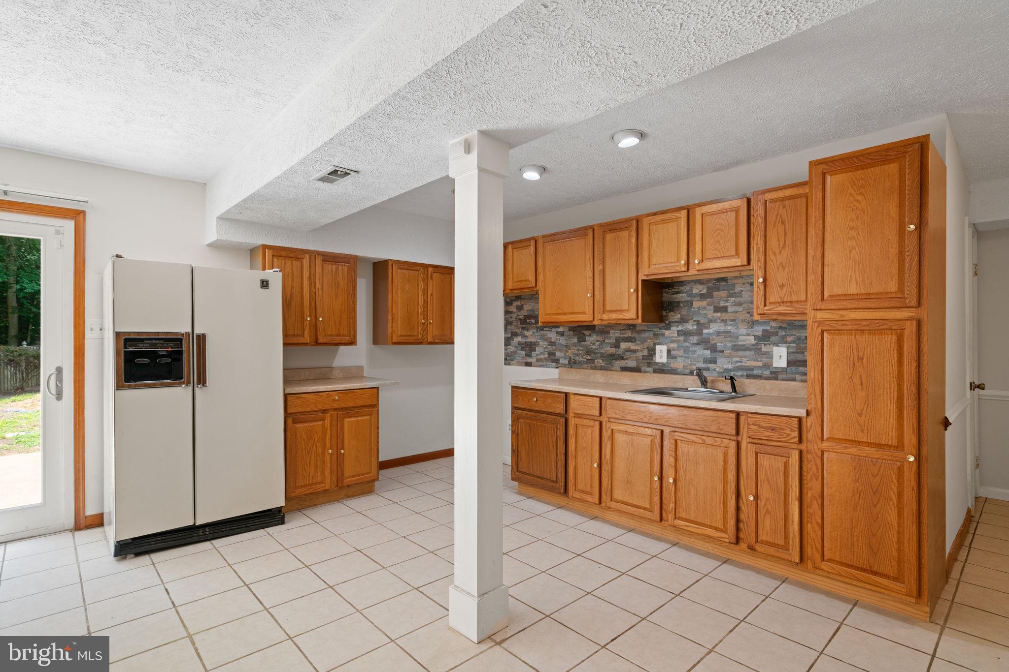 8213 Honeysuckle Road Manassas, VA 20112 - Photo 45 of 70 Gallery Image 45