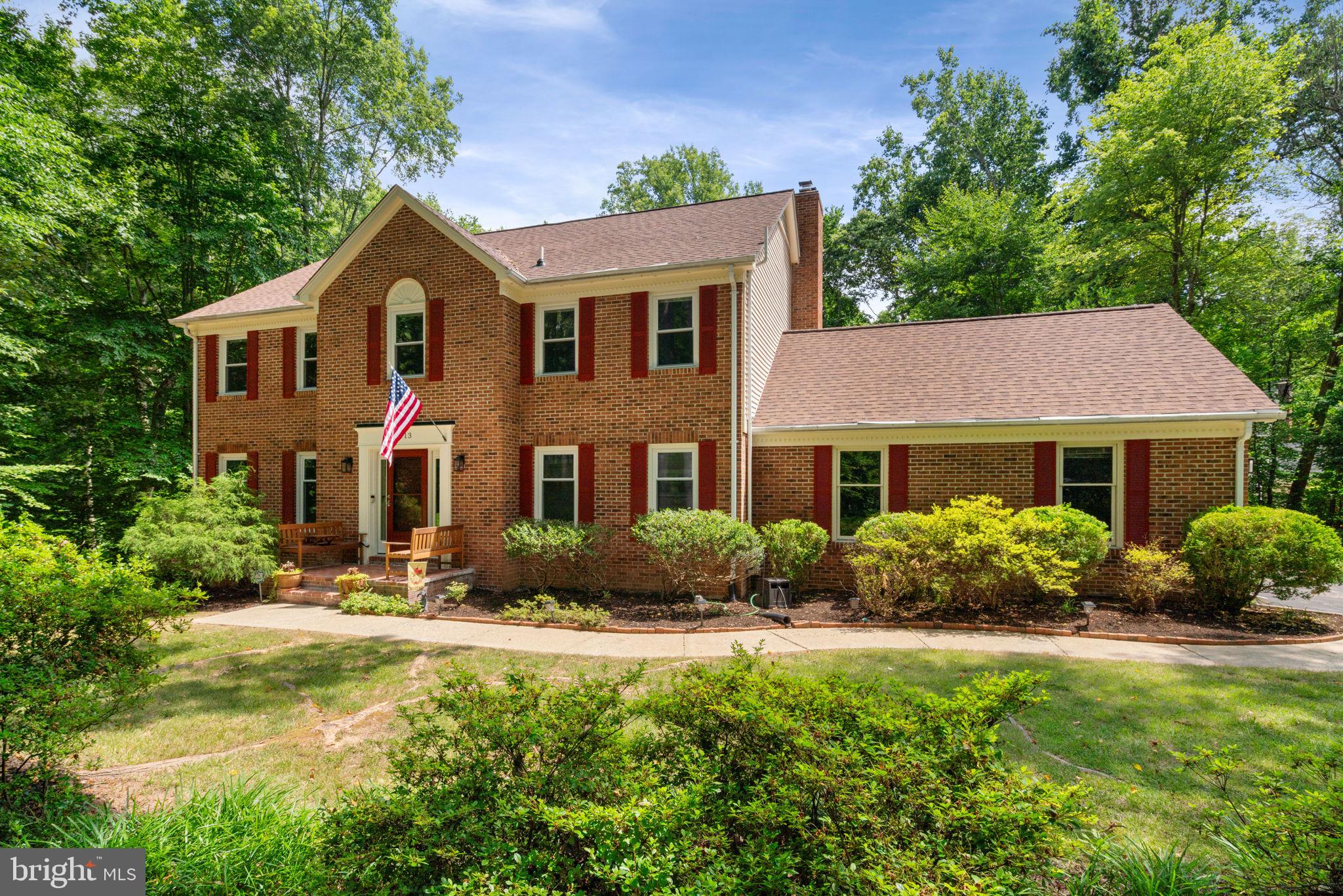 8213 Honeysuckle Road Manassas, VA 20112 - Photo 5 of 70 Gallery Image 5