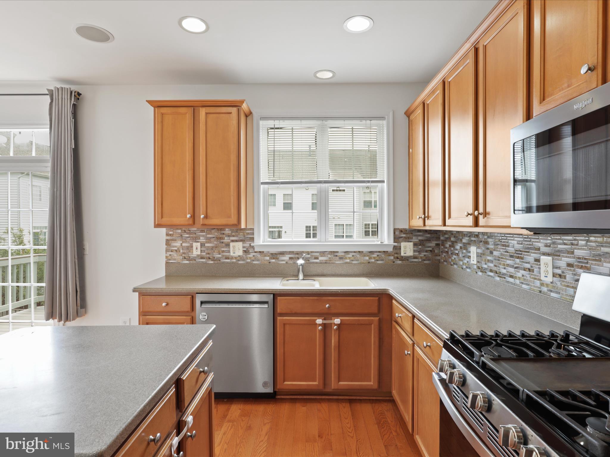 42562 Magellan Square Brambleton, VA 20148 - Photo 15 of 72