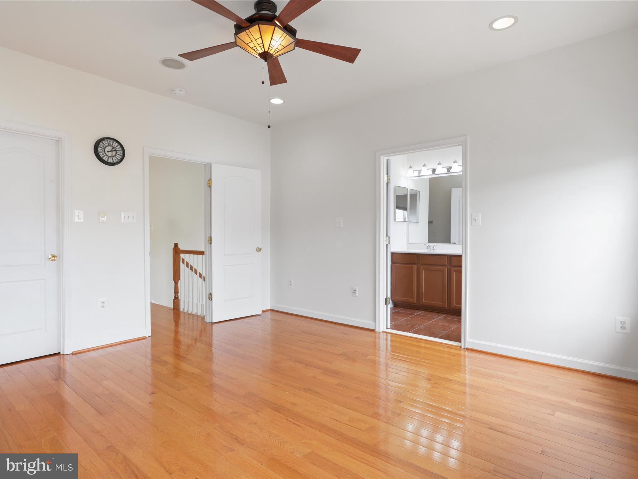 42562 Magellan Square Brambleton, VA 20148 - Photo 24 of 72