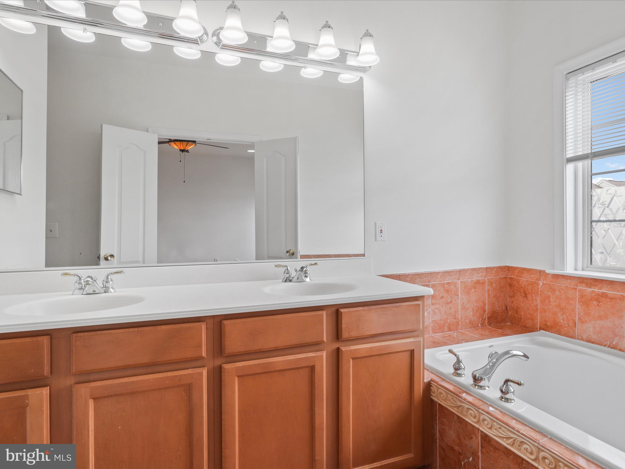 42562 Magellan Square Brambleton, VA 20148 - Photo 25 of 72