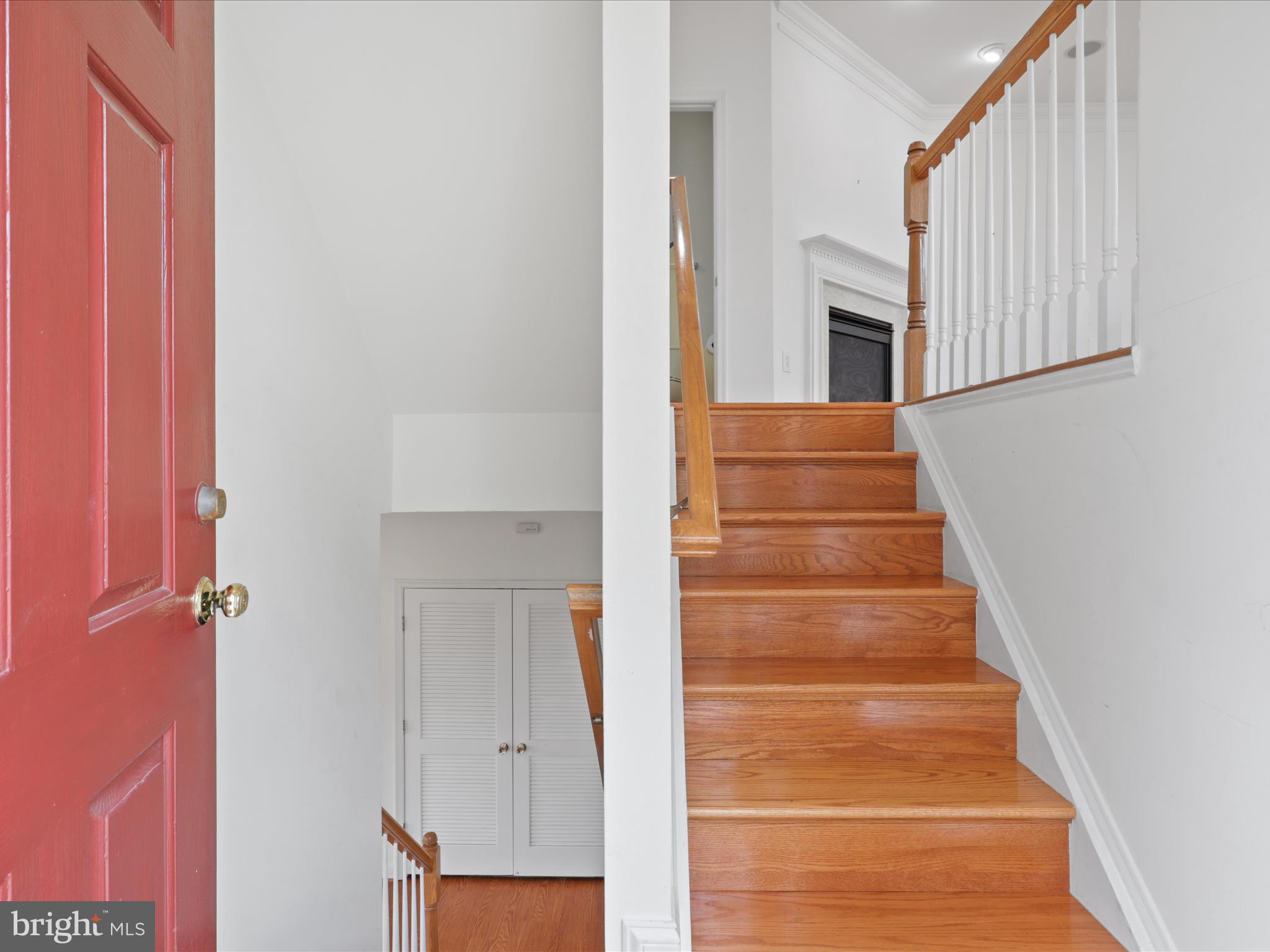 42562 Magellan Square Brambleton, VA 20148 - Photo 5 of 72