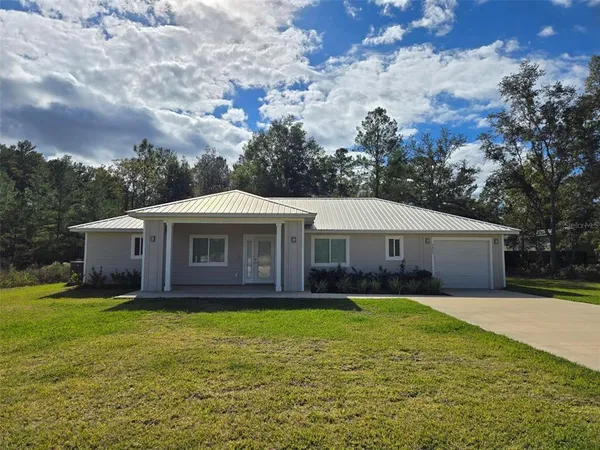 $2,399 | 3803 Main Street, Hawthorne, FL 32640