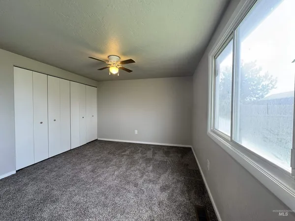 $285,000 | 101 Sunset Circle, Buhl, ID 83316