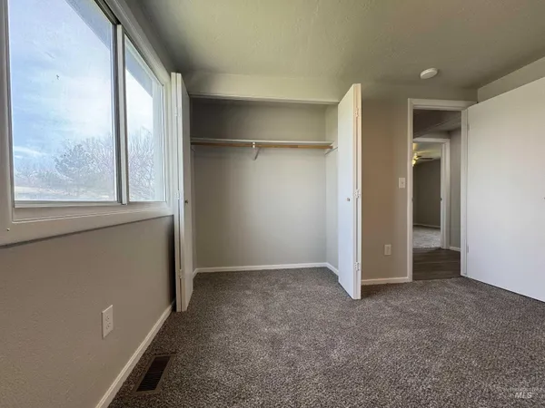 $285,000 | 101 Sunset Circle, Buhl, ID 83316