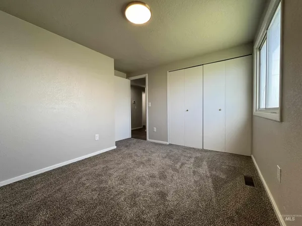 $285,000 | 101 Sunset Circle, Buhl, ID 83316