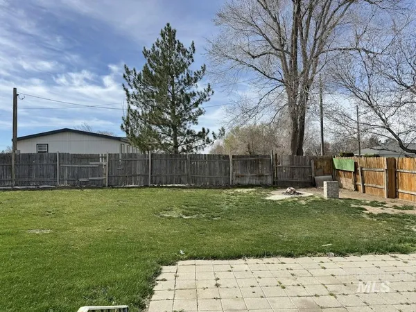 $285,000 | 101 Sunset Circle, Buhl, ID 83316