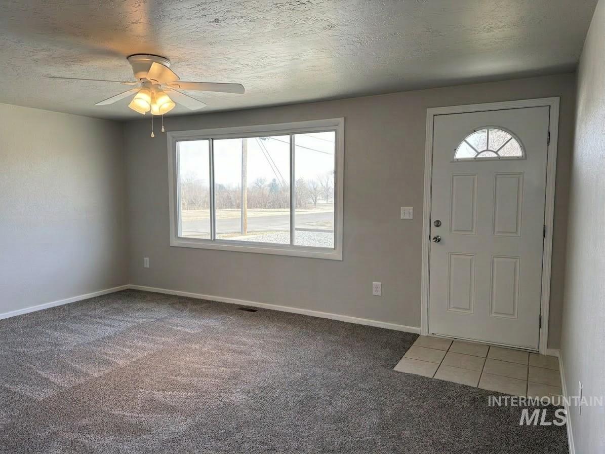 101 Sunset Circle Buhl, ID 83316 - Photo 3 of 34
