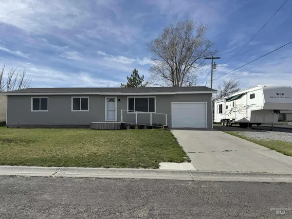 $285,000 | 101 Sunset Circle, Buhl, ID 83316