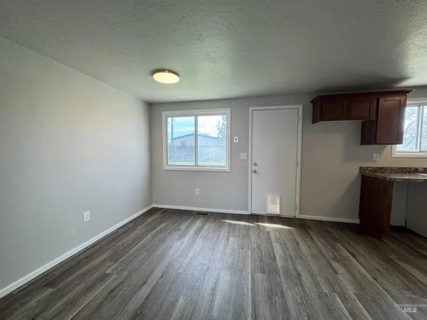 $285,000 | 101 Sunset Circle, Buhl, ID 83316