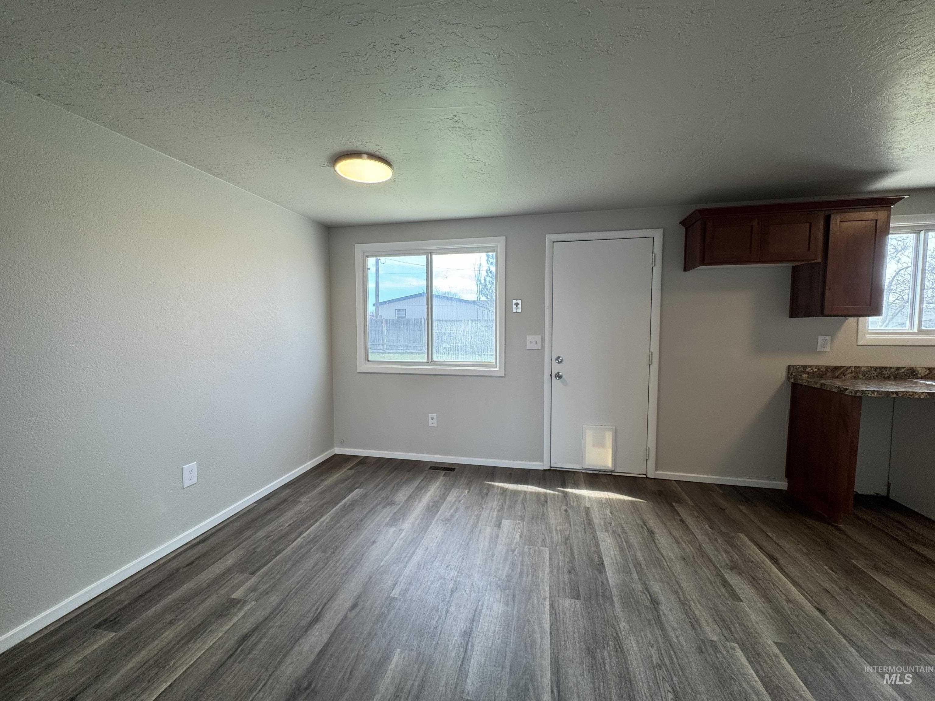 101 Sunset Circle Buhl, ID 83316 - Photo 9 of 34