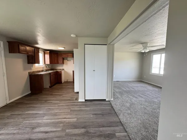 $285,000 | 101 Sunset Circle, Buhl, ID 83316