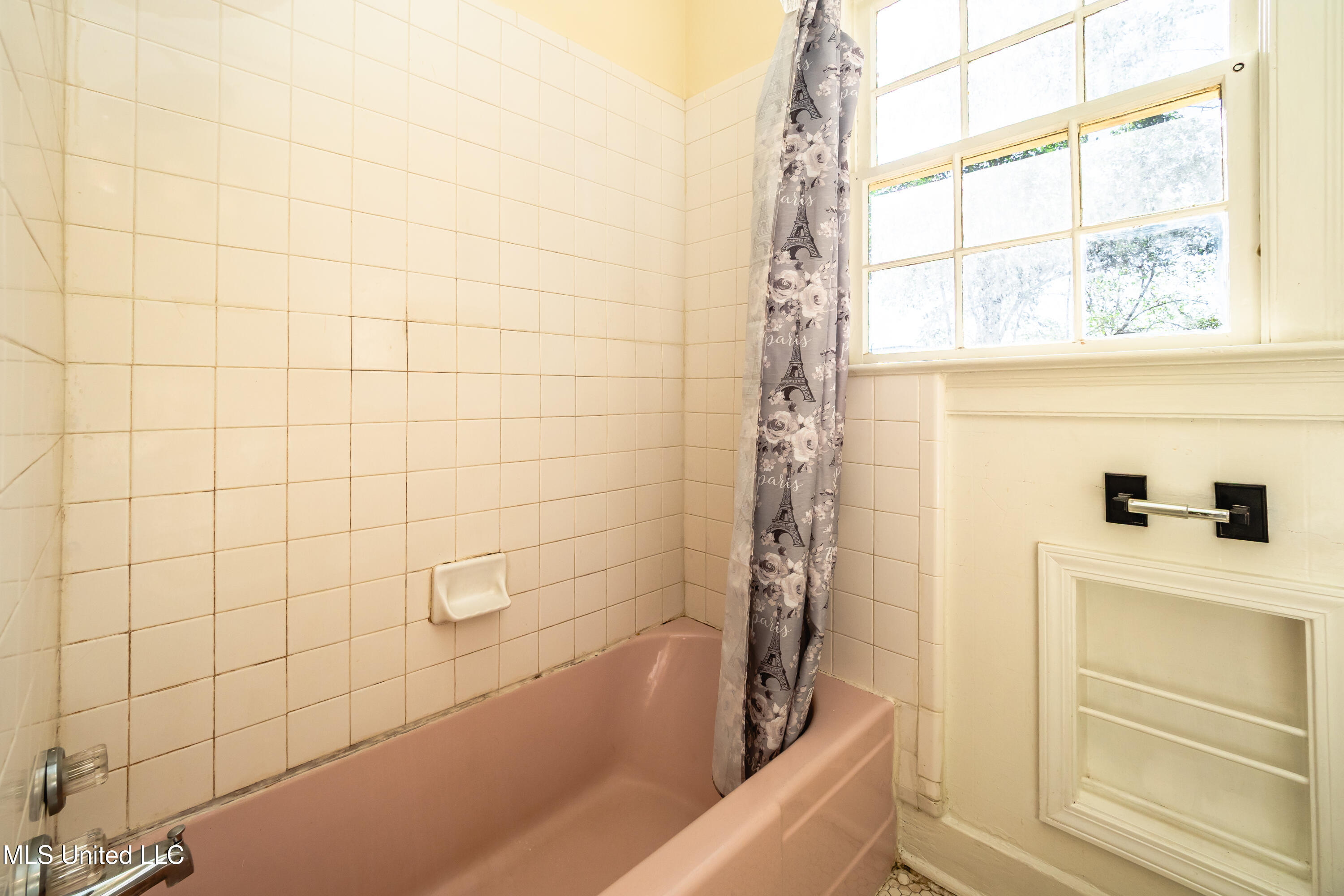 535 Hartfield Street Jackson, MS 39216 - Photo 17 of 20 P1160020