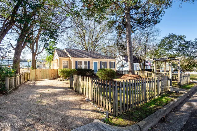 $165,000 | 535 Hartfield Street, Jackson, MS 39216