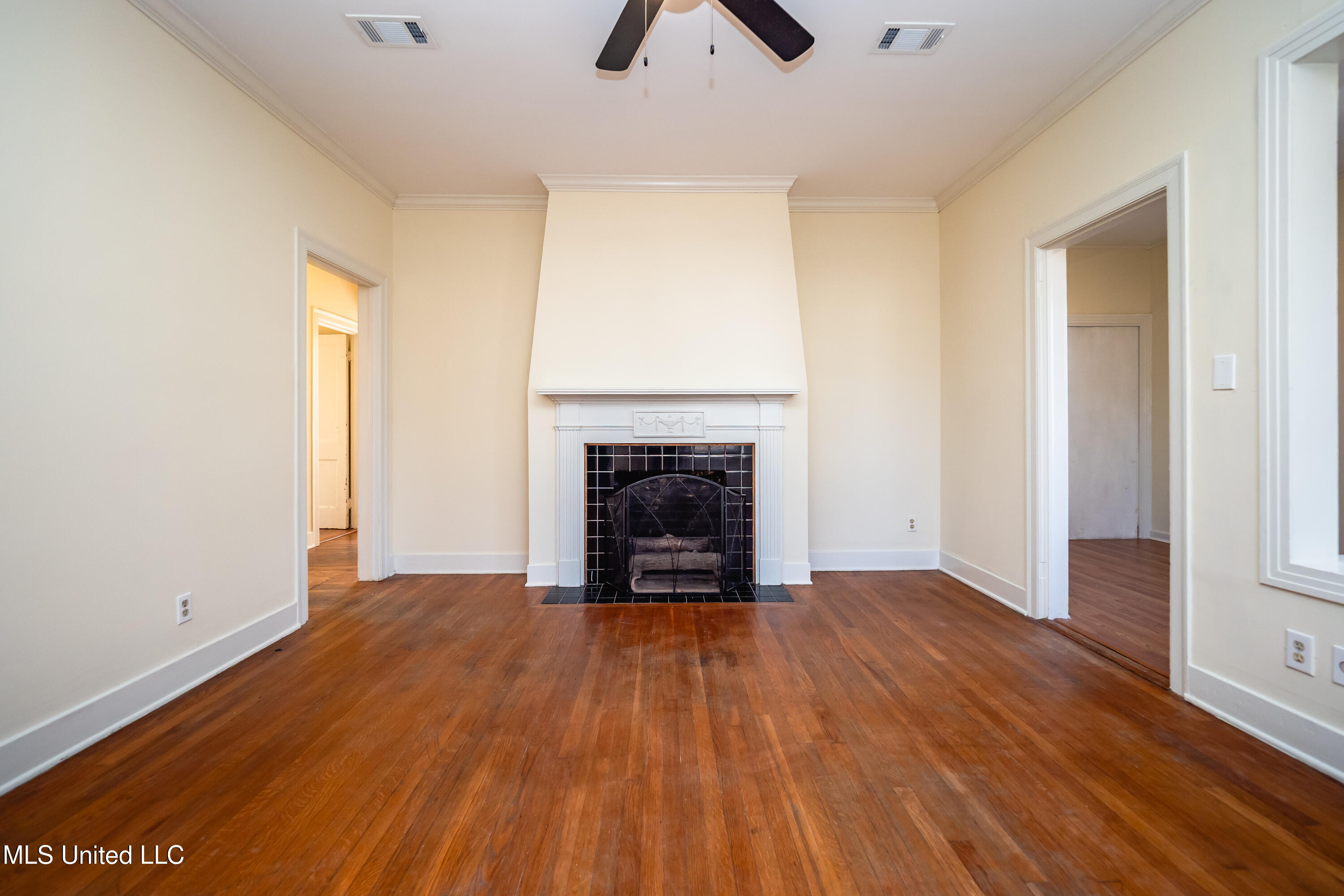 535 Hartfield Street Jackson, MS 39216 - Photo 7 of 20 P1160008