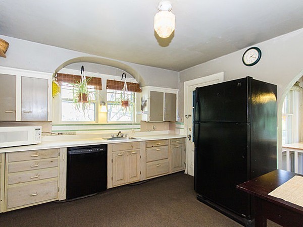 287 Florence Road Waltham, MA 02453 - Photo 8 of 28 Gallery Image 8
