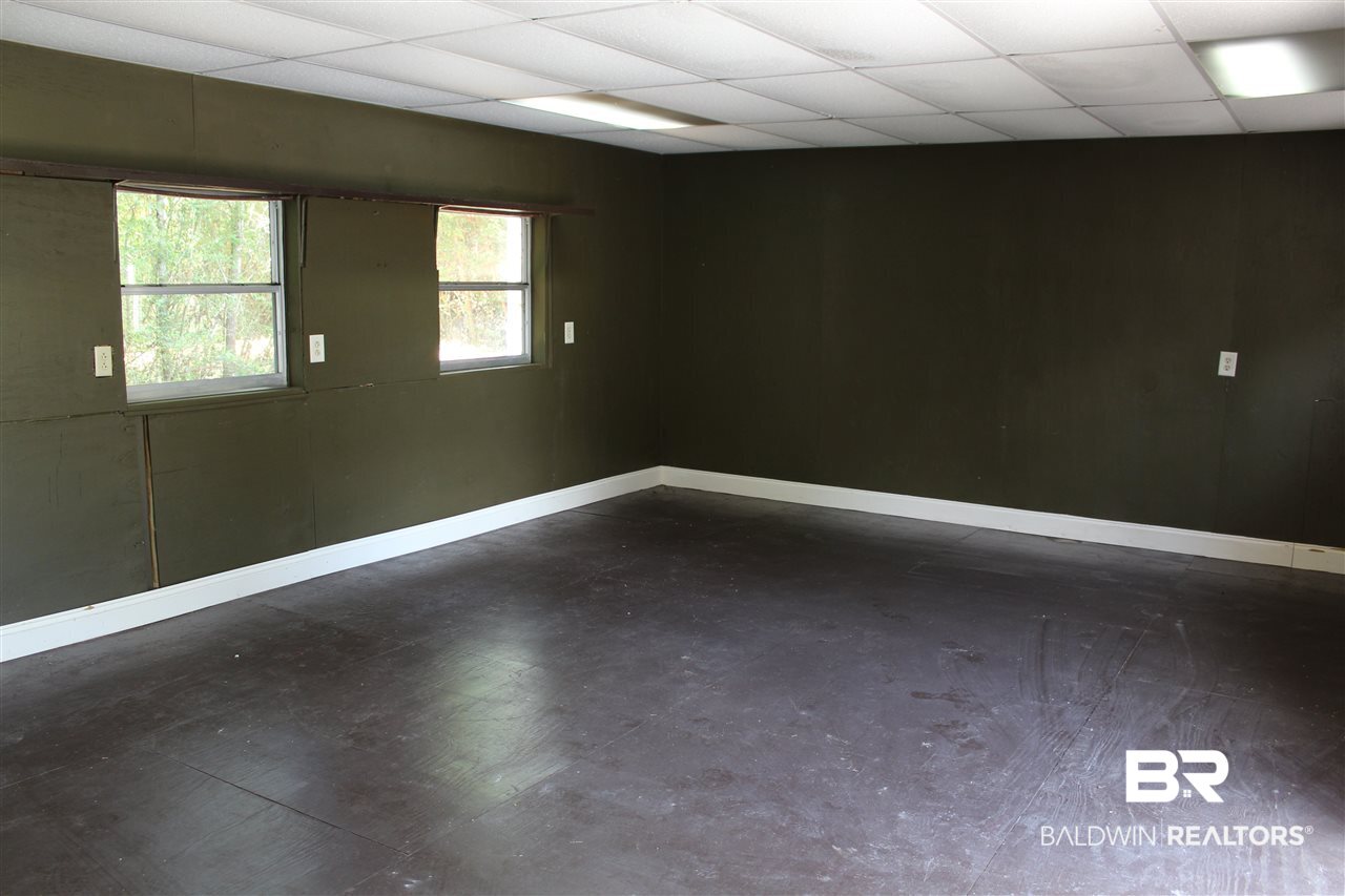 24770 County Road 20 Elberta, AL 36530 - Photo 8 of 20 Rec Room Workshop or Offi